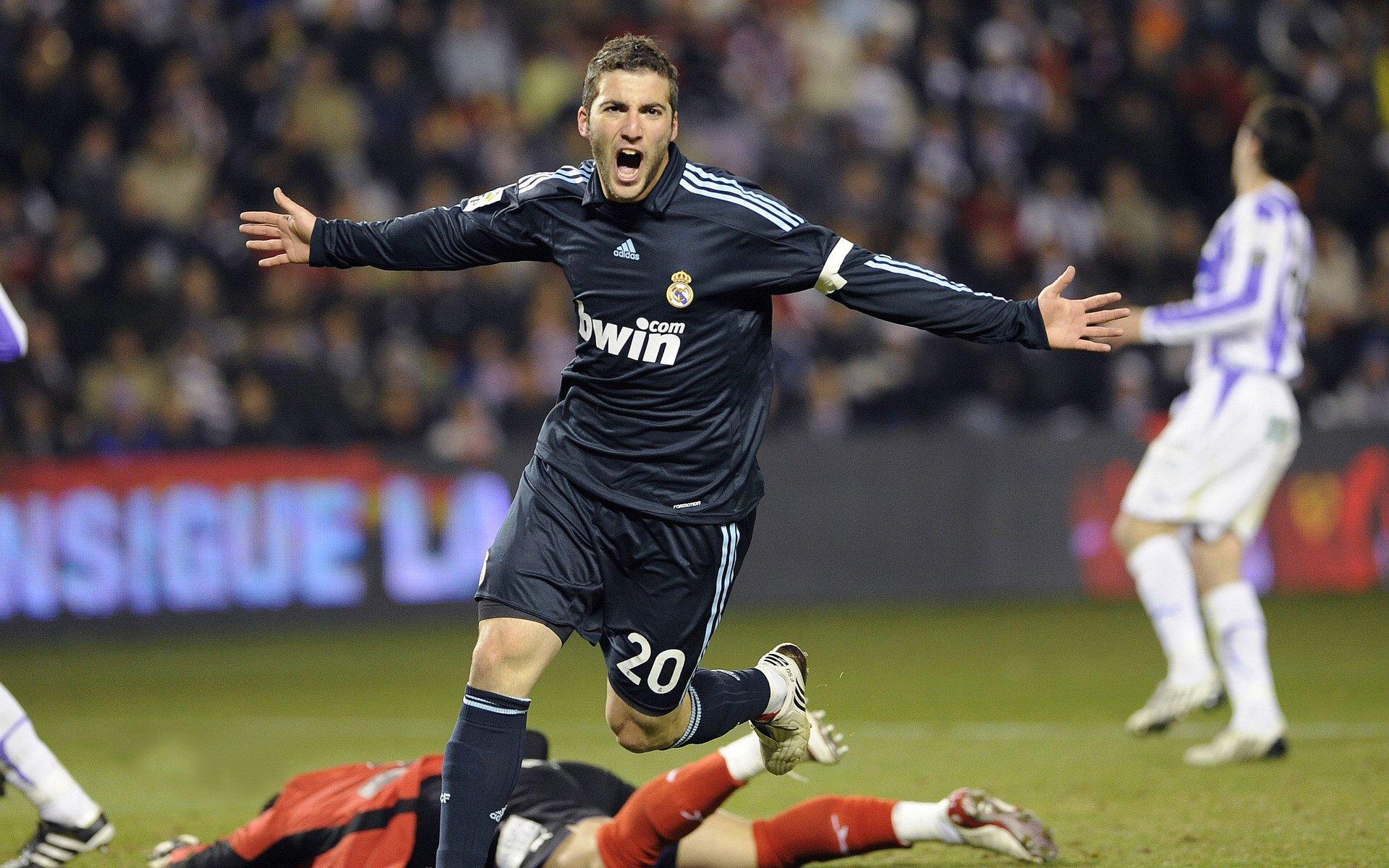 前博卡后卫罗霍合同即将到期，拉普拉塔大学生或成其下一站