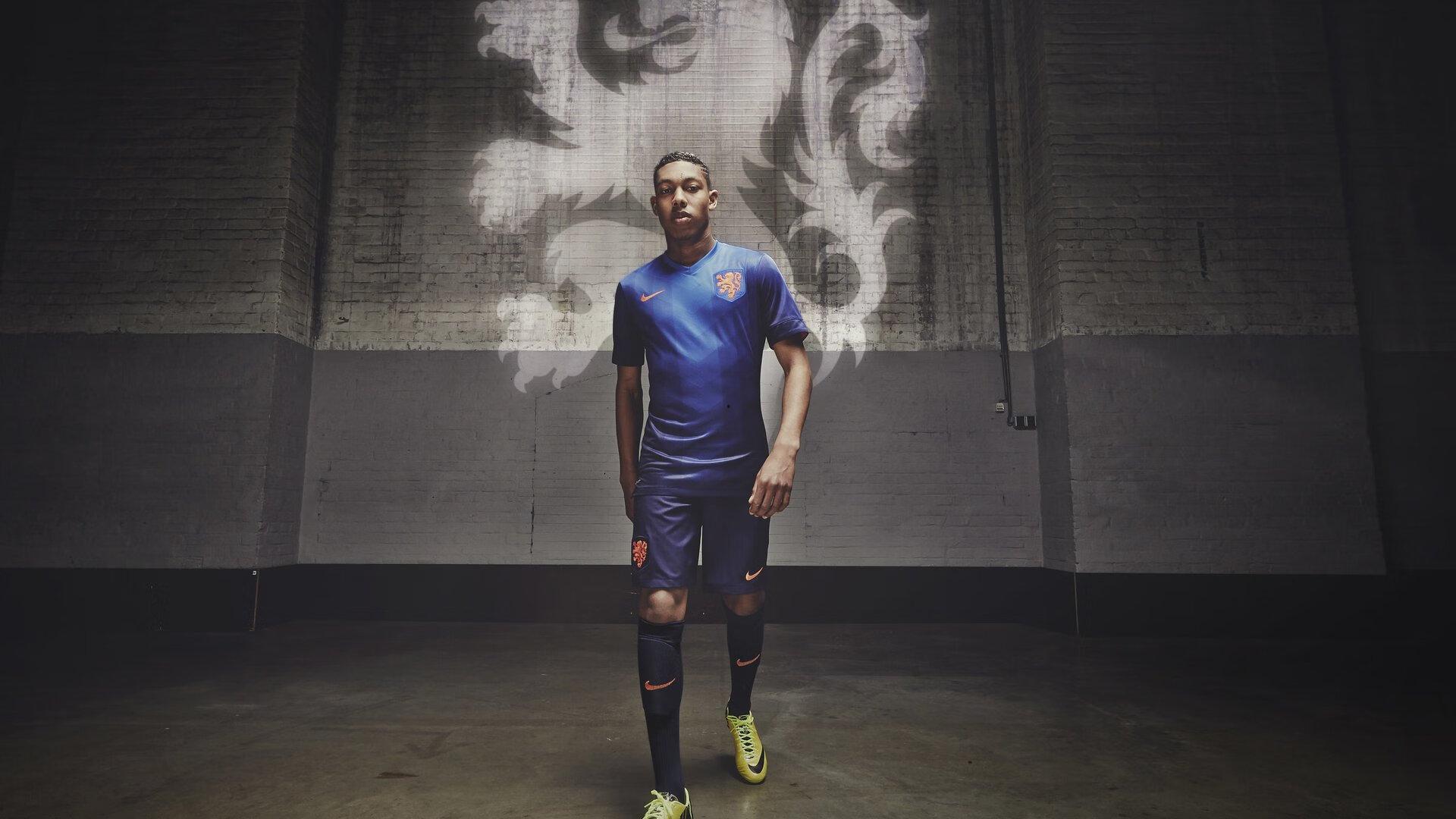 巴媒曝内马尔月薪65万欧回归桑托斯，俱乐部承担航班与五星级酒